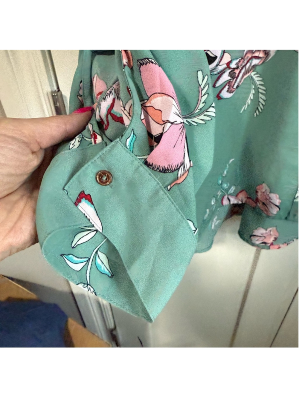 Candie's Green and Pink Floral lace Button Down Shirt juniors size 3x - Picture 6 of 12